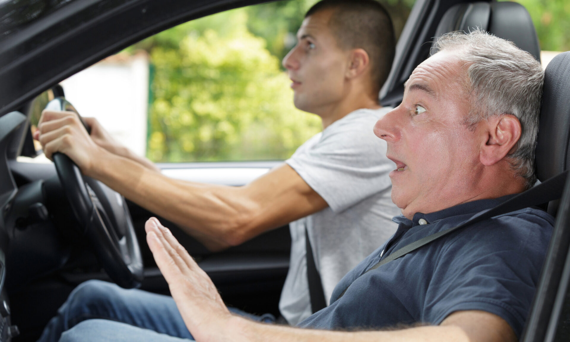 Wypadek samochodowy z udziałem pasażera - odszkodowania w Irlandii Polnocnej